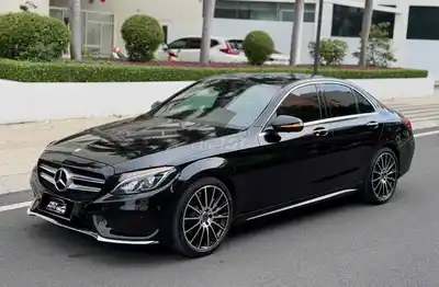 Мерседес C300 AMG 2017 — 57 000 км (зин)