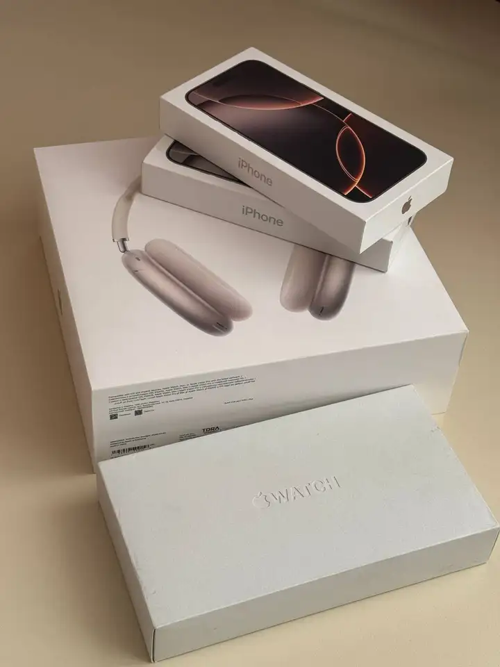 iPad Pro 11 4-го поколения 128 ГБ и AirPods Max 2