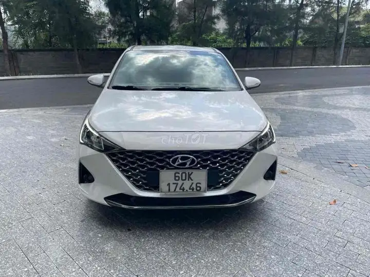 Hyundai Accent 2022 Special белый 50 000 км