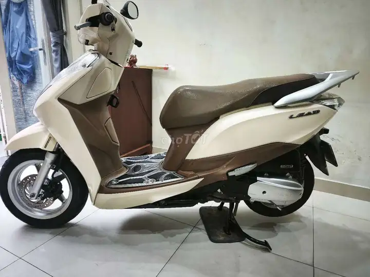 Honda Lead 125 2014, отличное состояние, один владелец, 90%