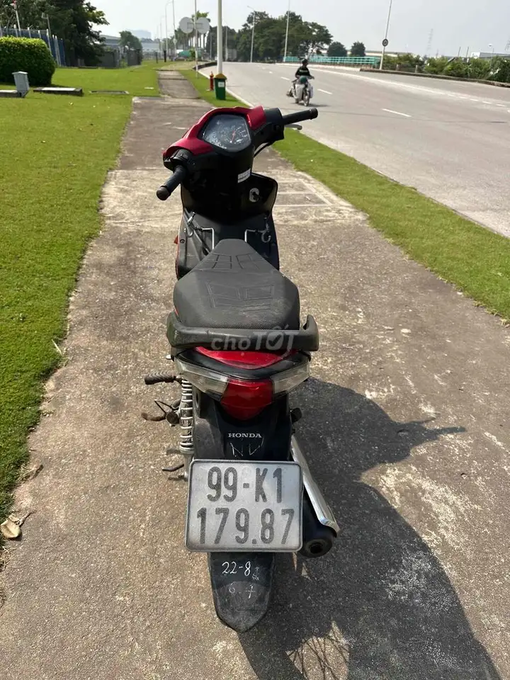 Honda Wave S красный, полуавтомат