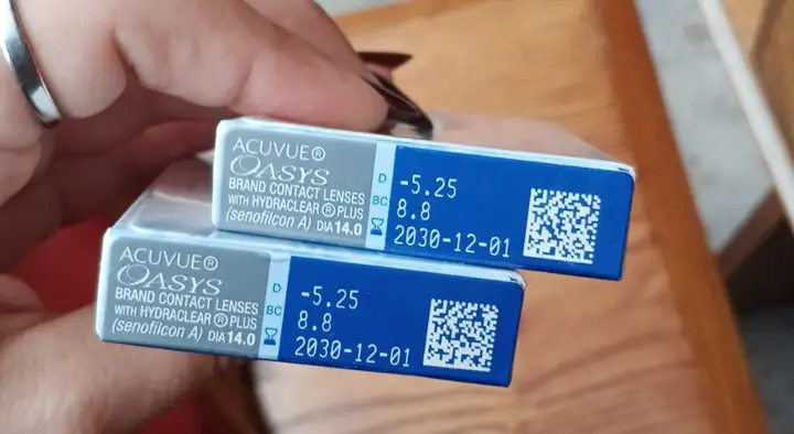 Контактные линзы Acuvue двухнедельные -5,25