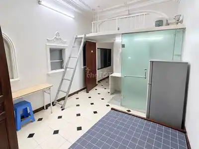 Аренда полностью меблированной квартиры в переулке 12 Фам Ван Донг