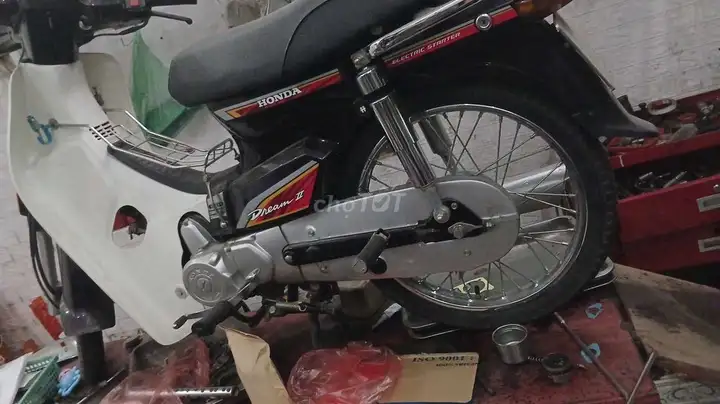 Honda Dream II Белый, полуавтомат