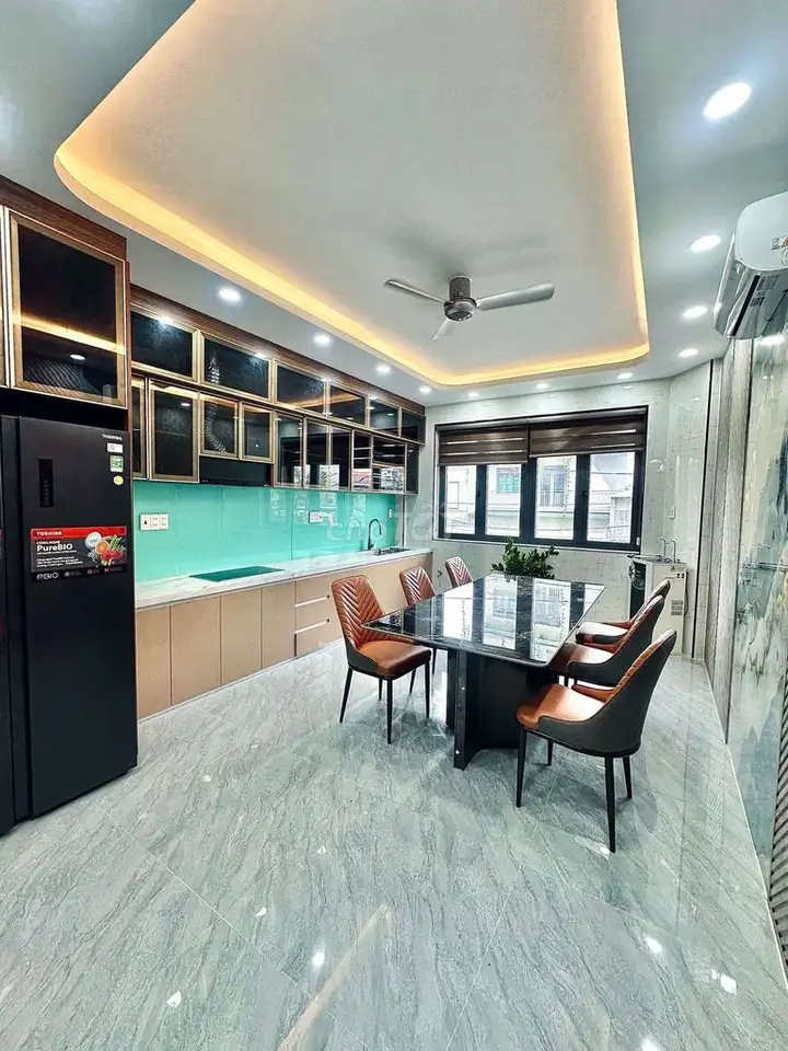 Дом 2 mặt tiền đường, сдается под кафе, менее 9 млрд