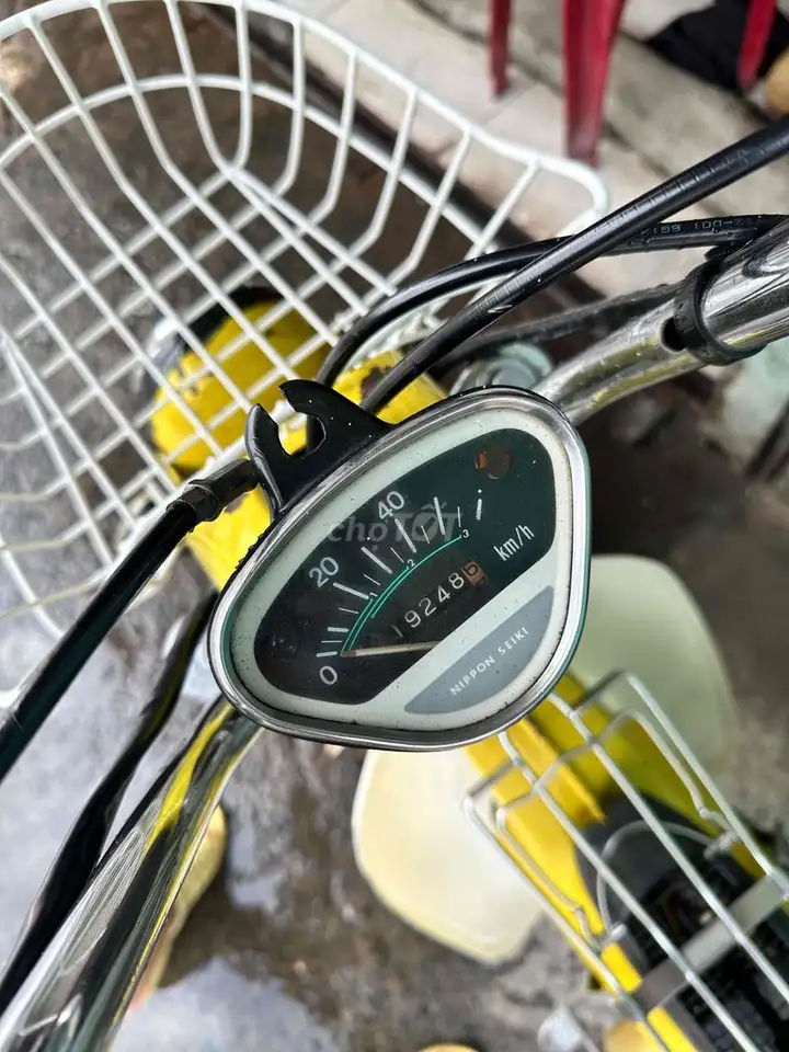 Honda Chaly 50cc для школьников с хошиминскими номерами