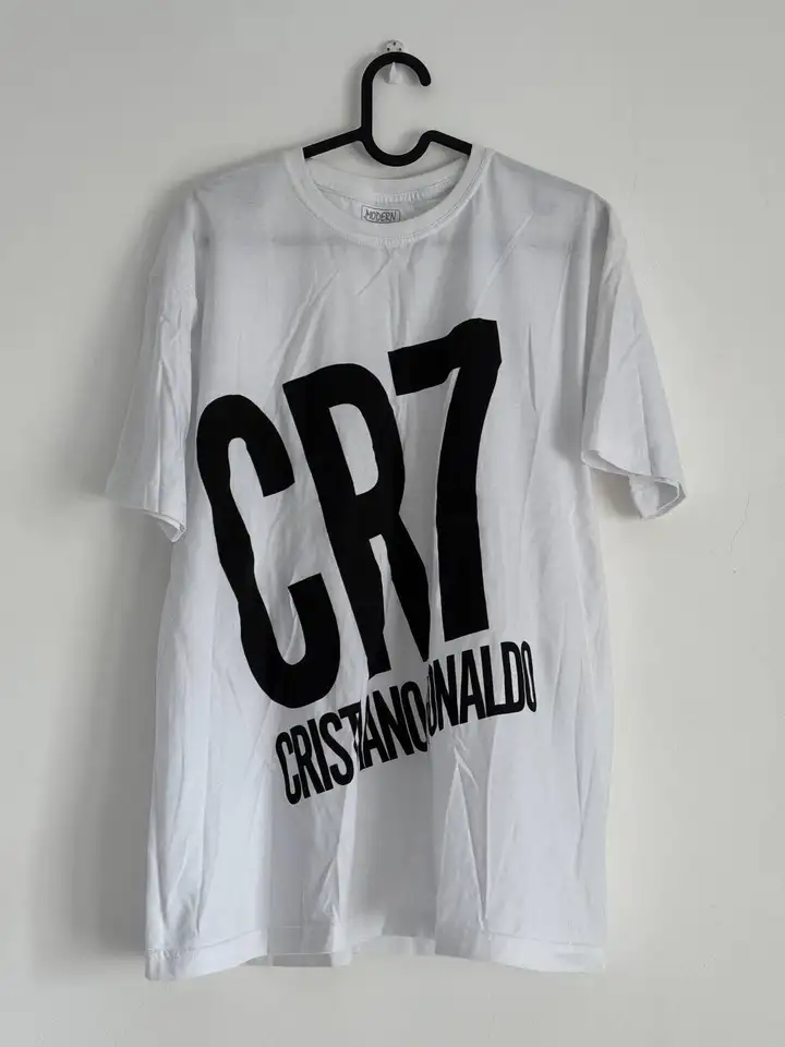 Шорты джинсовые De Facto, рубашки Zara, футболка CR7