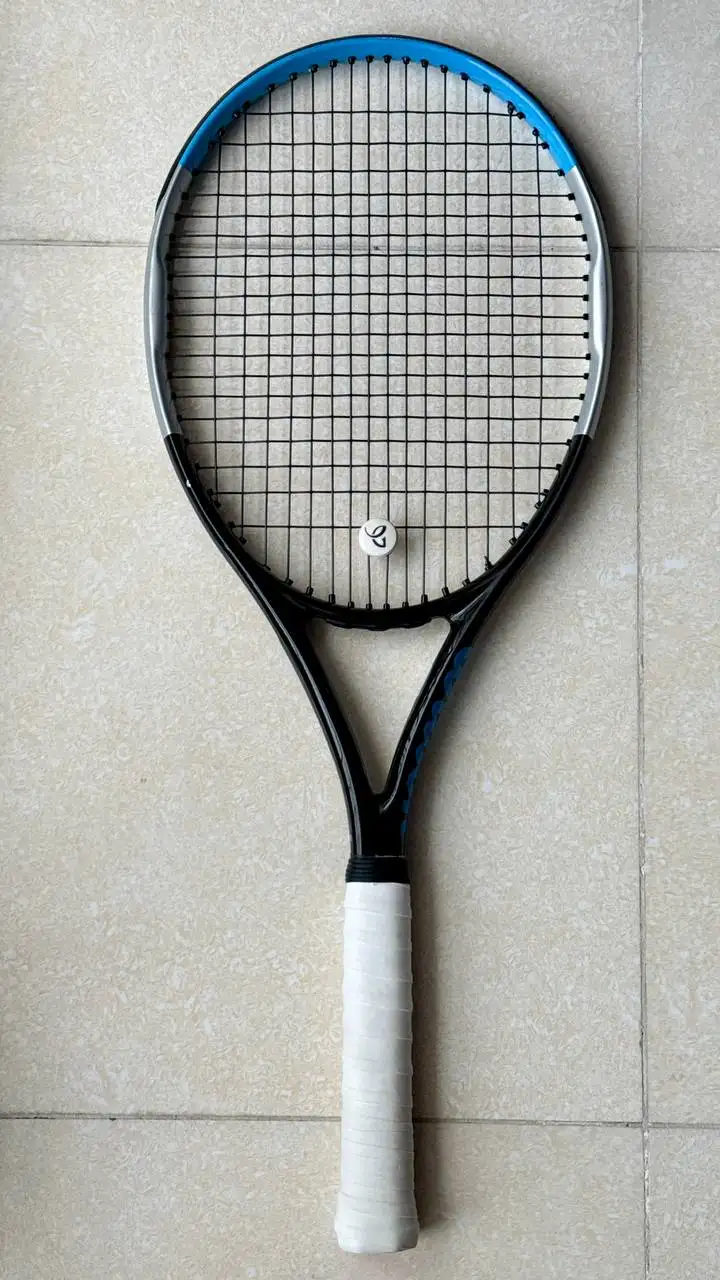 Теннисные ракетки Wilson Ultra 100L V3 и Babolat Pure Drive S Lite