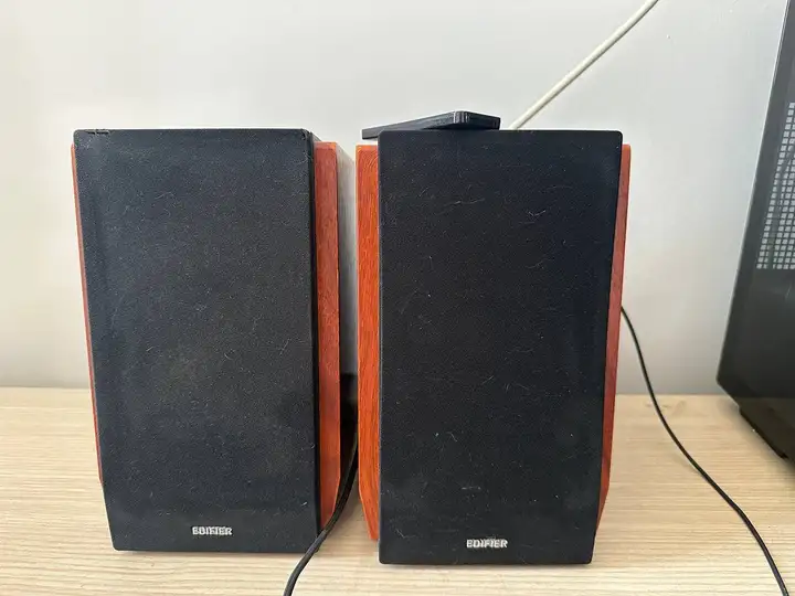 Колонки Edifier R1700BT