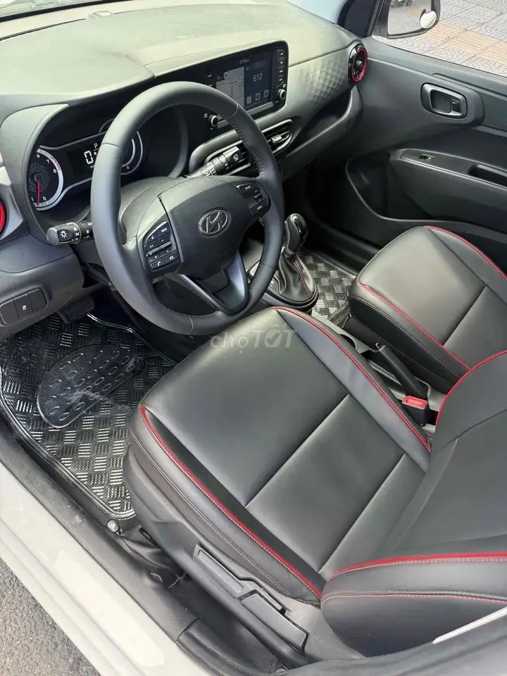 Hyundai I10 2022 1.2 AT Автомат Белый