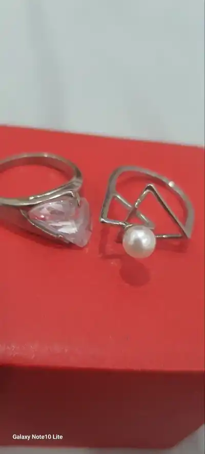 Продам!
Все вместе 250 vnd
Если по отдельности, пишите в ЛС

❤️❤️❤️