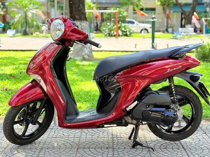 Yamaha Janus 2018 Красный